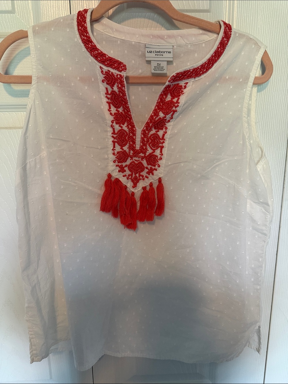 Liz Claiborne White Sleeveless Tank with Red Embroidered Tassel V-Neck